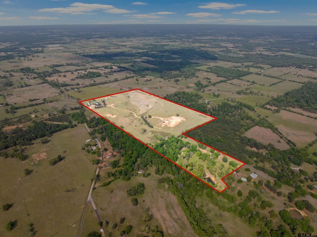 1018 County Road 4287, Winnsboro