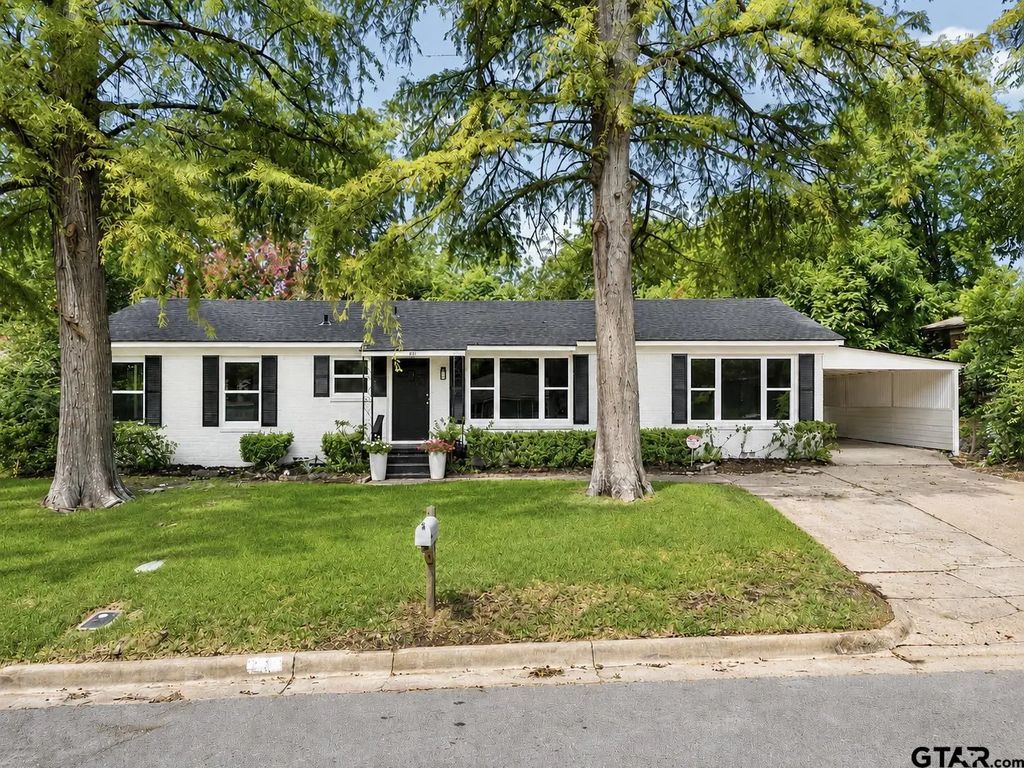 811 S Blackwell, Tyler