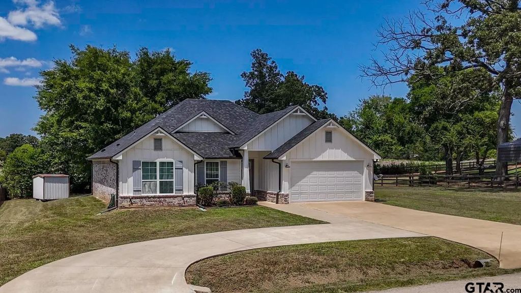 15346 County Road 196, Tyler