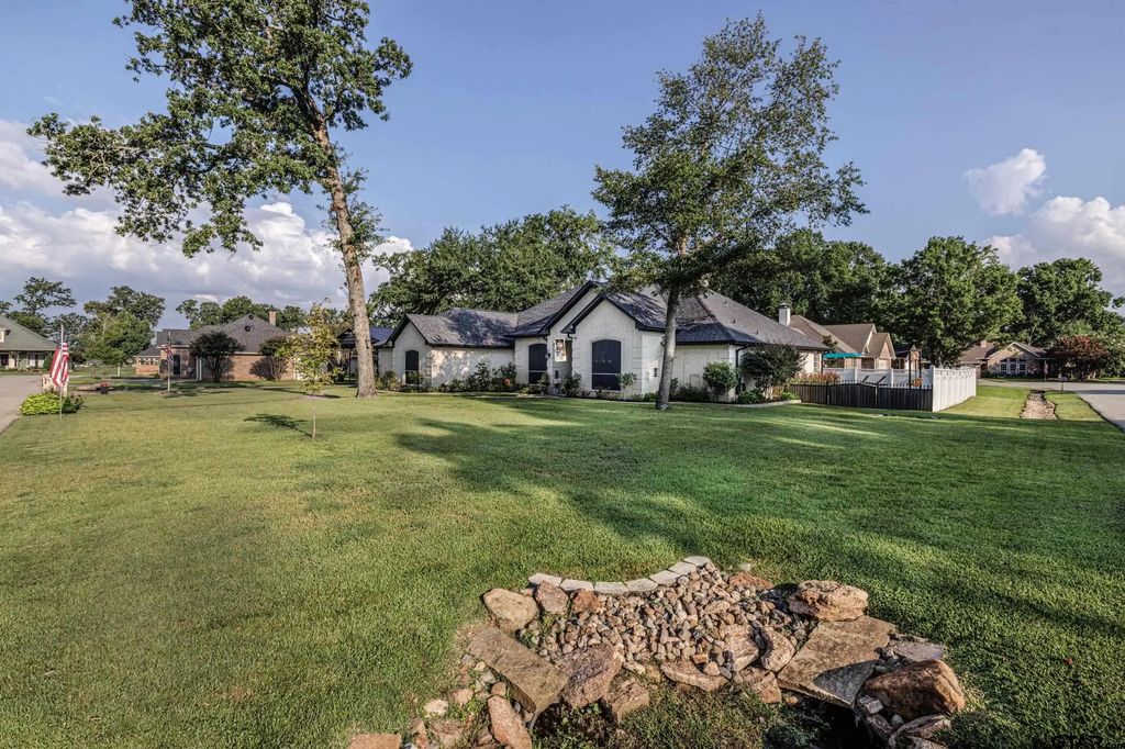 106 Graham Ln, Bullard