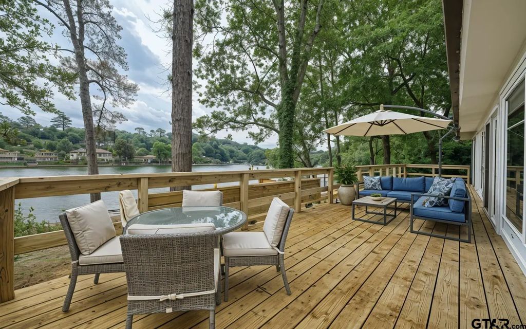 1221 Chateau Ln, Hideaway