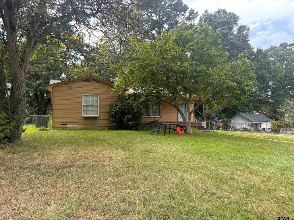 405 Margaret Dr., Mount Pleasant
