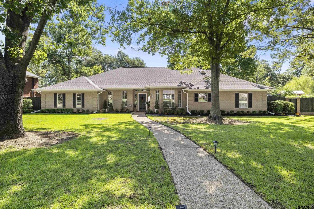 3920 Cloverdale, Tyler