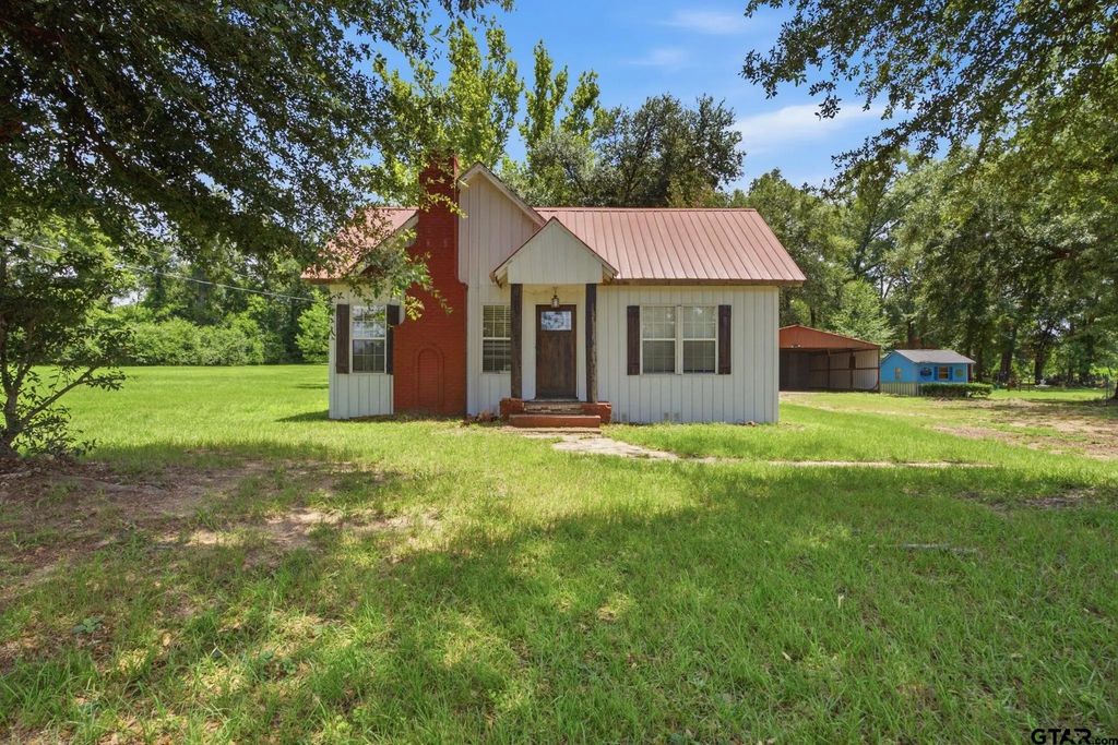 506 E Longview St, Arp