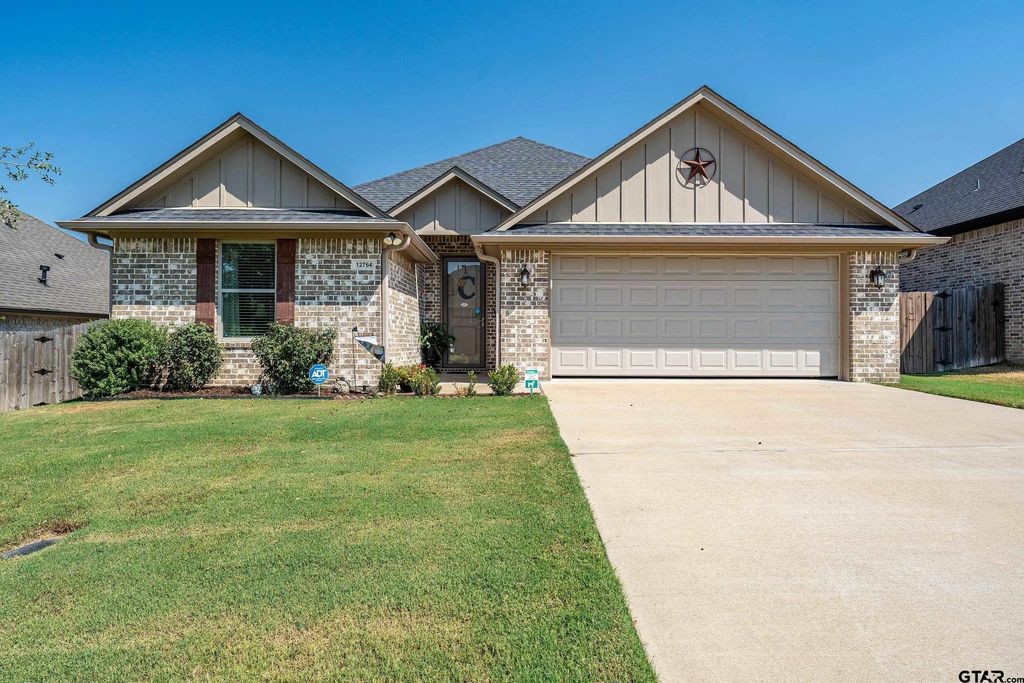 12764 Meadowbrook, Tyler