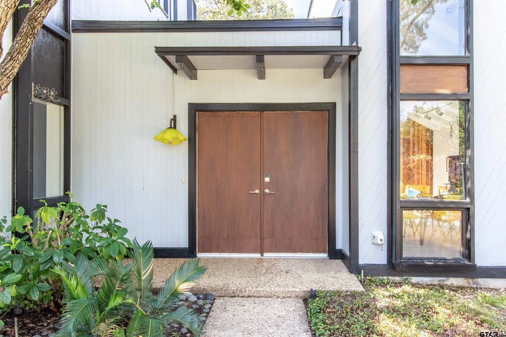 520 E Lake St, Tyler