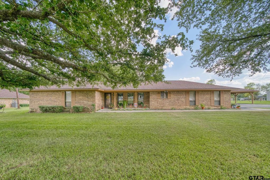 471 Southfield Lane, Marshall