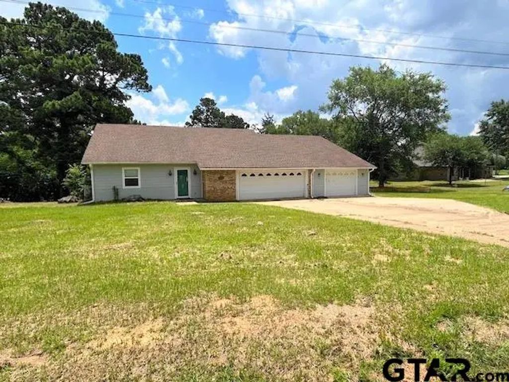 19703 Highland Place, Whitehouse