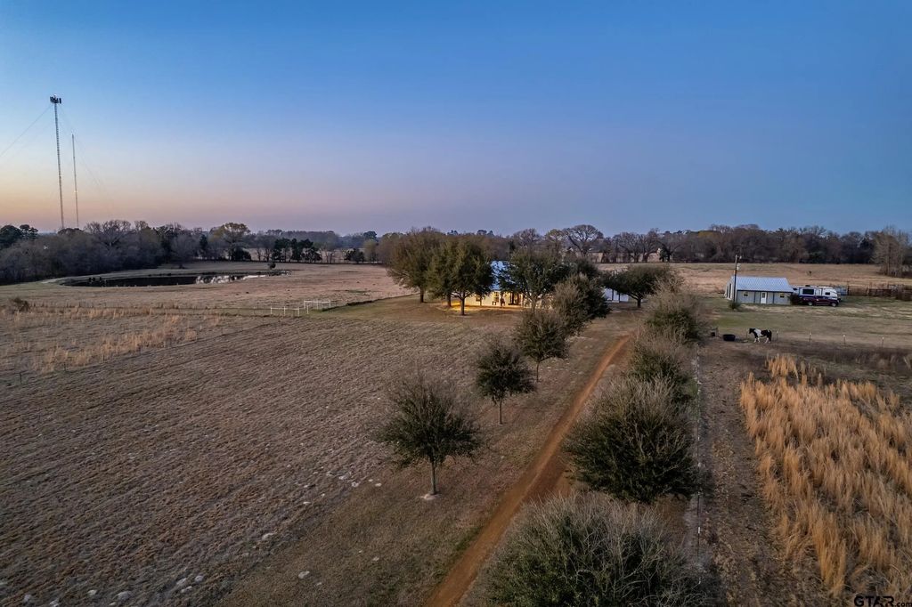 6751 Cr 4710, LaRue