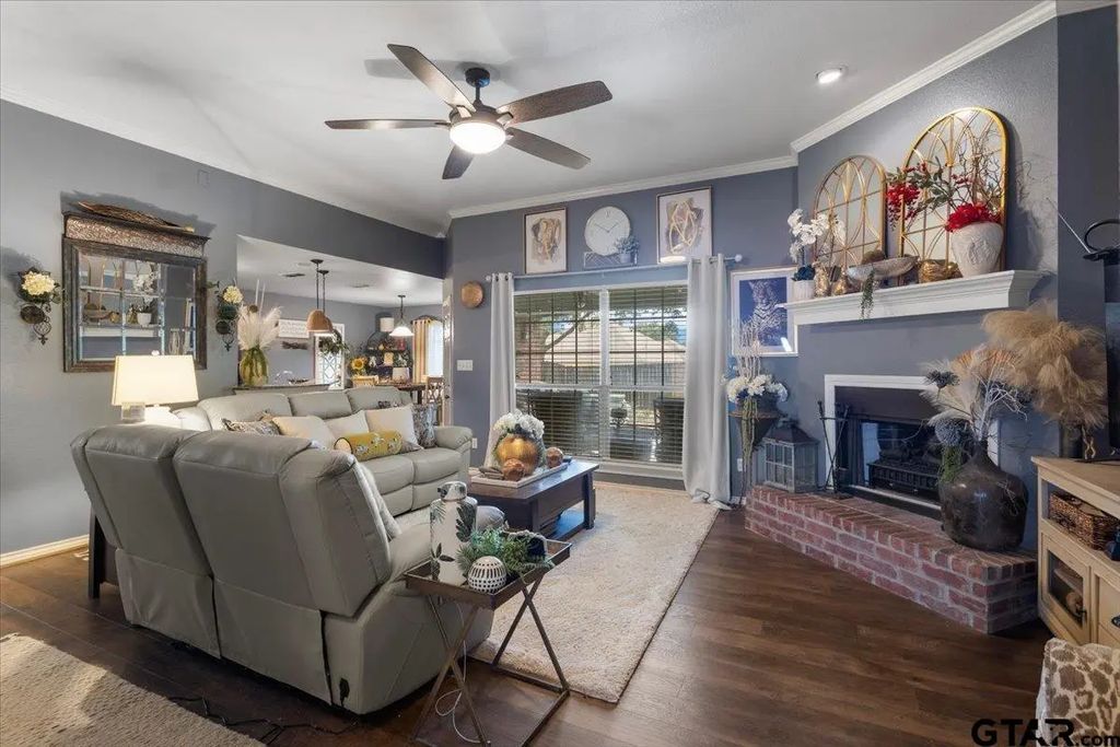 107 N Collin Drive, Chandler