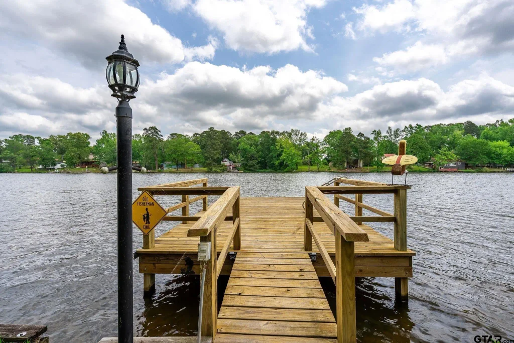 488 Omaha Dr., Omaha