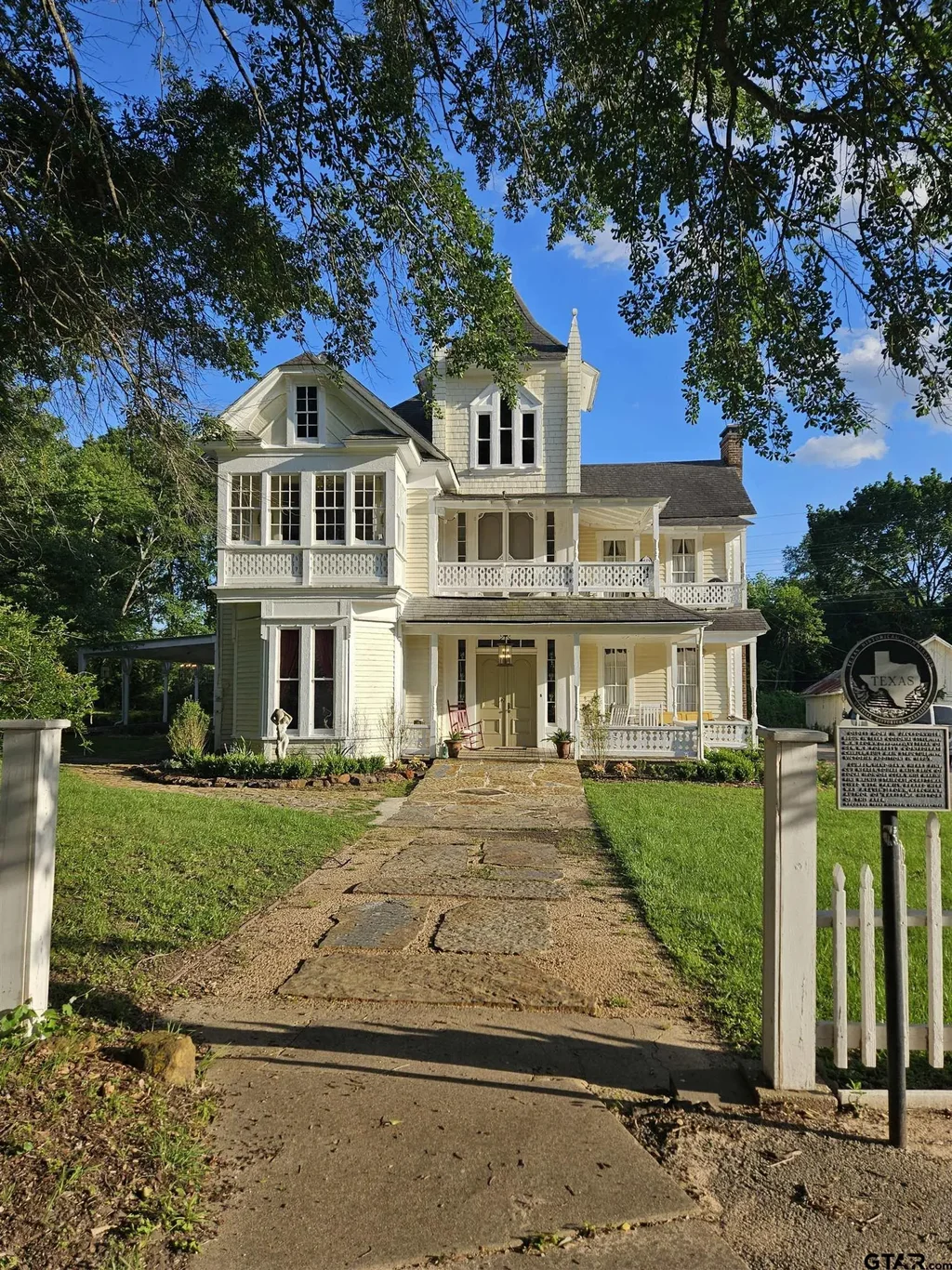 301 W Larissa, Jacksonville