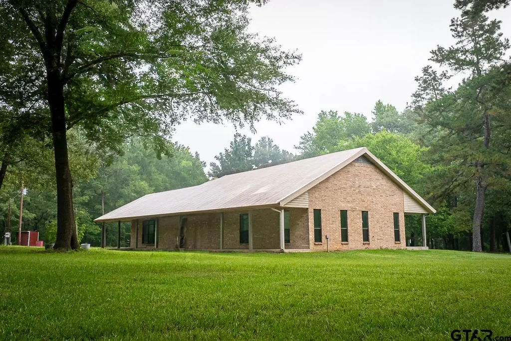 951 County Road 4414, Jacksonville