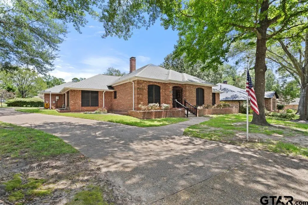 5802 Briar Creek Dr, Tyler