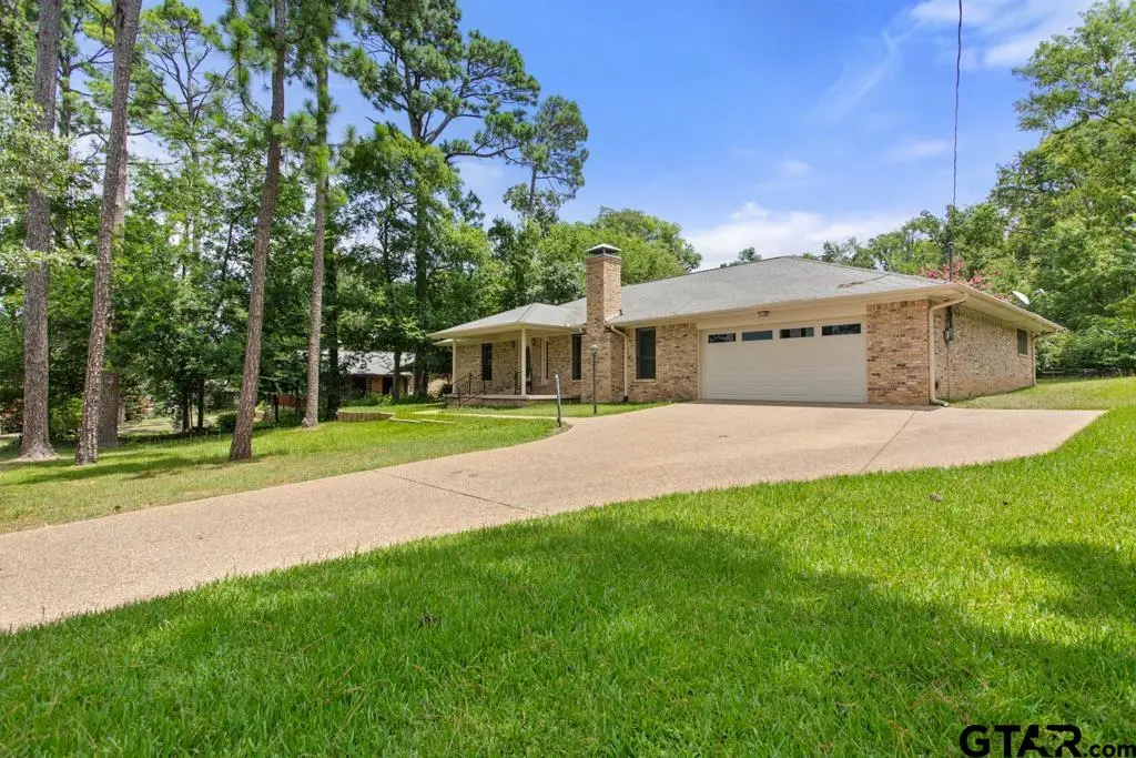251 Texas Dr, Hideaway