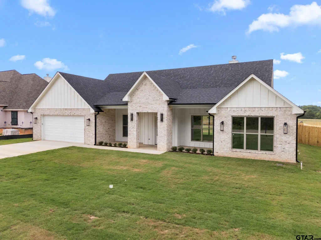 15326 County Road 1100, Tyler