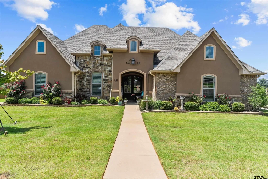 220 Sunnys Halo Boulevard, Bullard