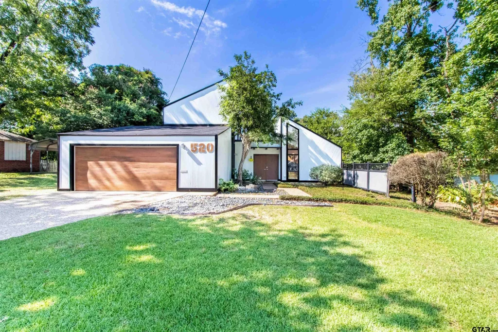 520 E Lake St, Tyler
