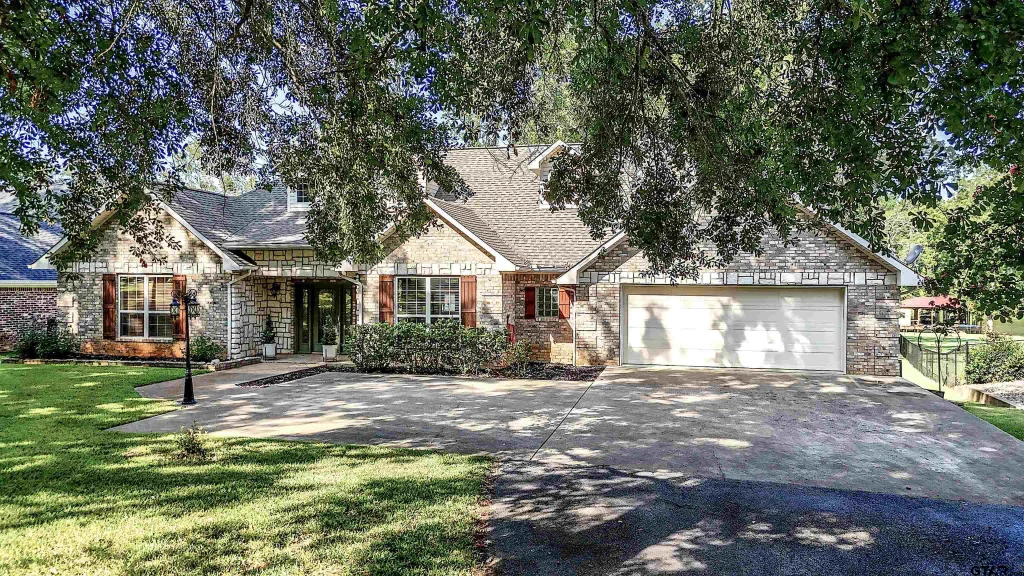 701 County Road 3608, Bullard