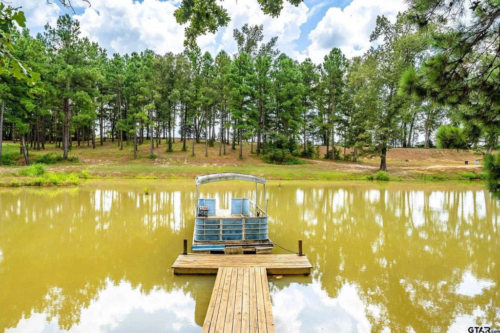 368 County Road 3318, Jacksonville