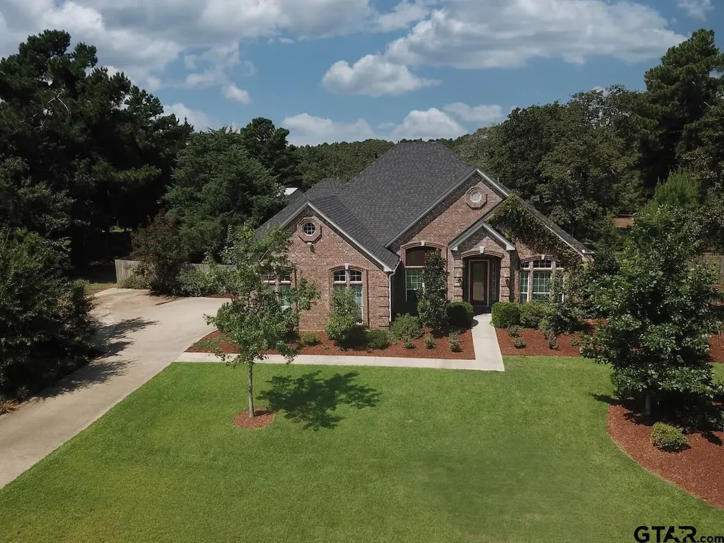 12971 Winding Oak, Lindale