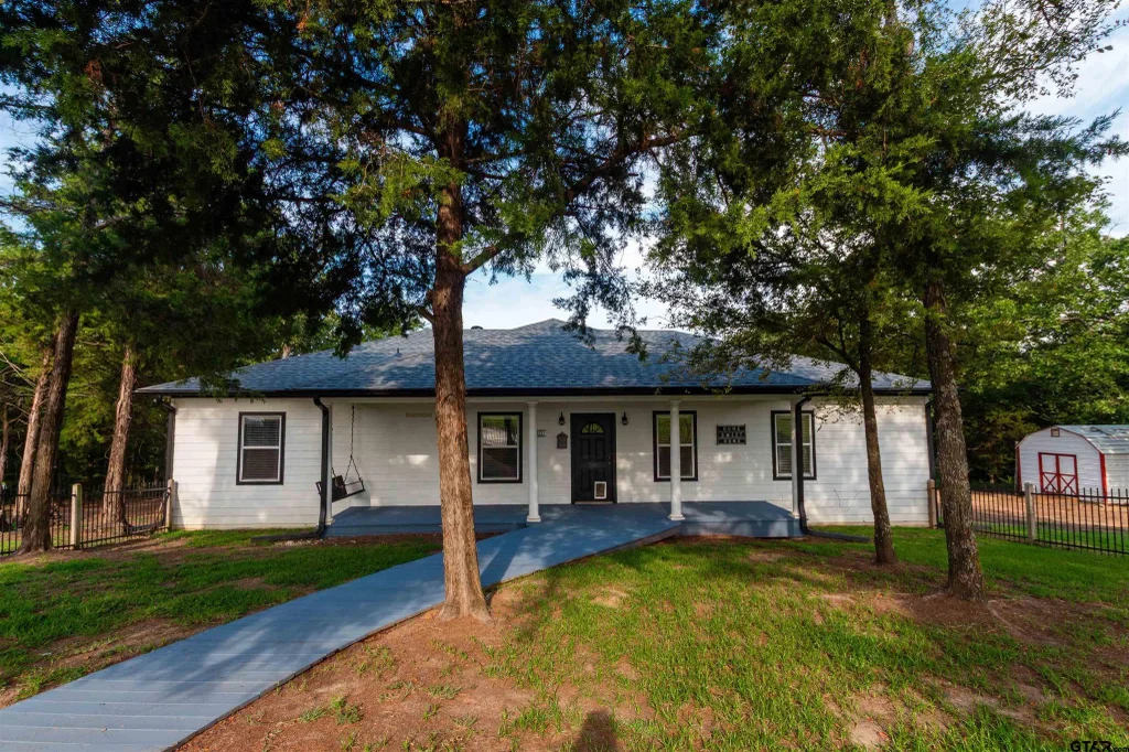 14227 Cr 438, Lindale