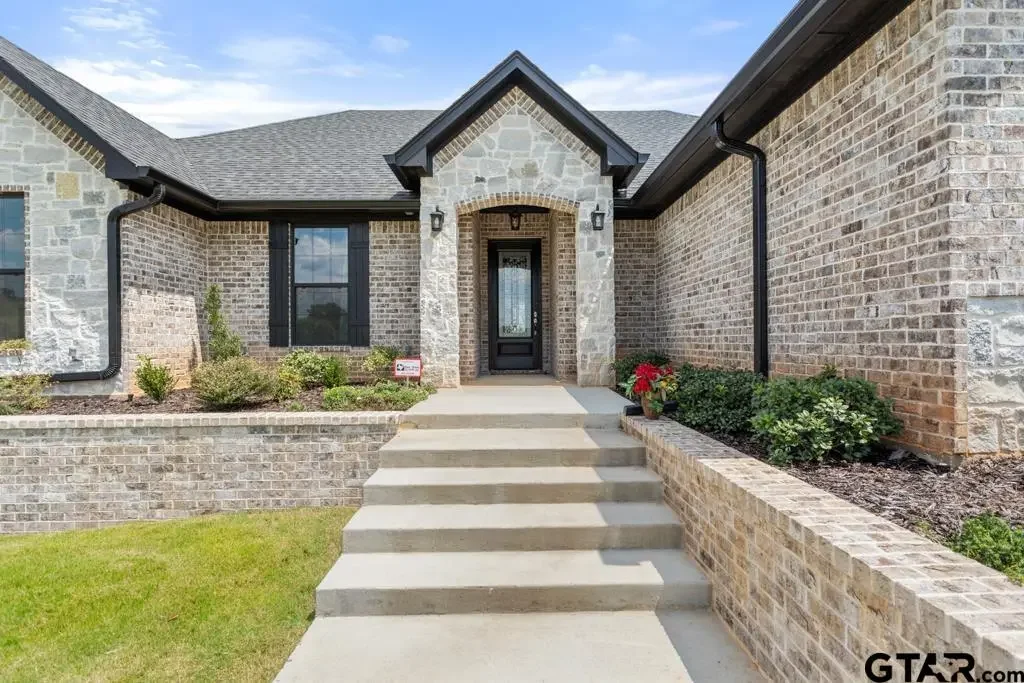 14227 Cr 4110, Lindale