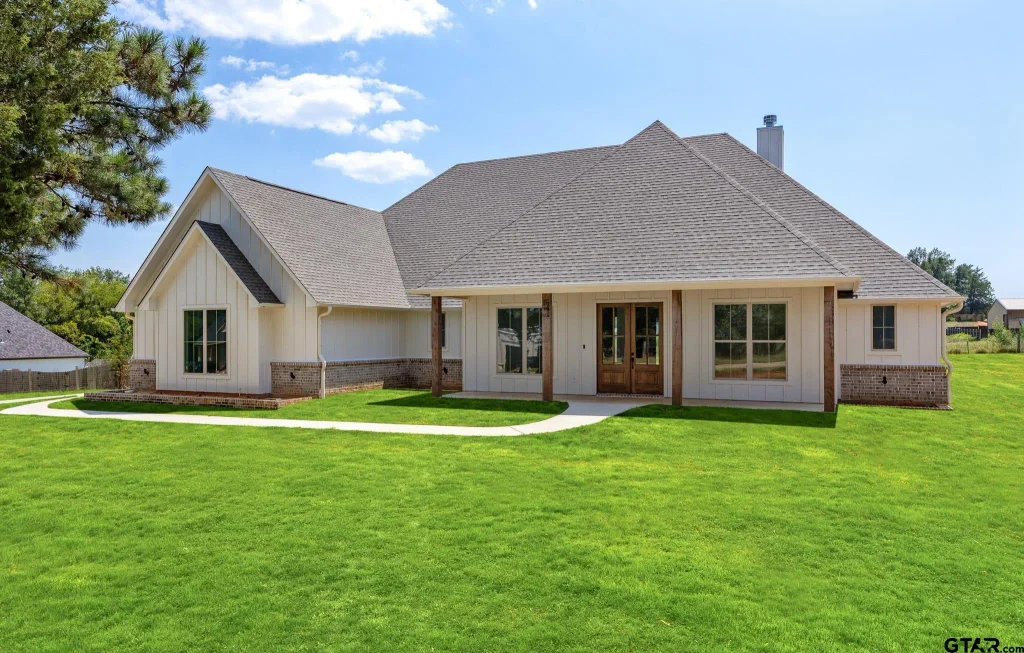 15543 County Rd 1261, Flint