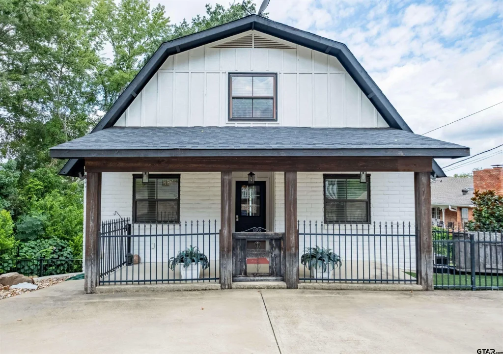 264 Hideaway Ln Central, Hideaway