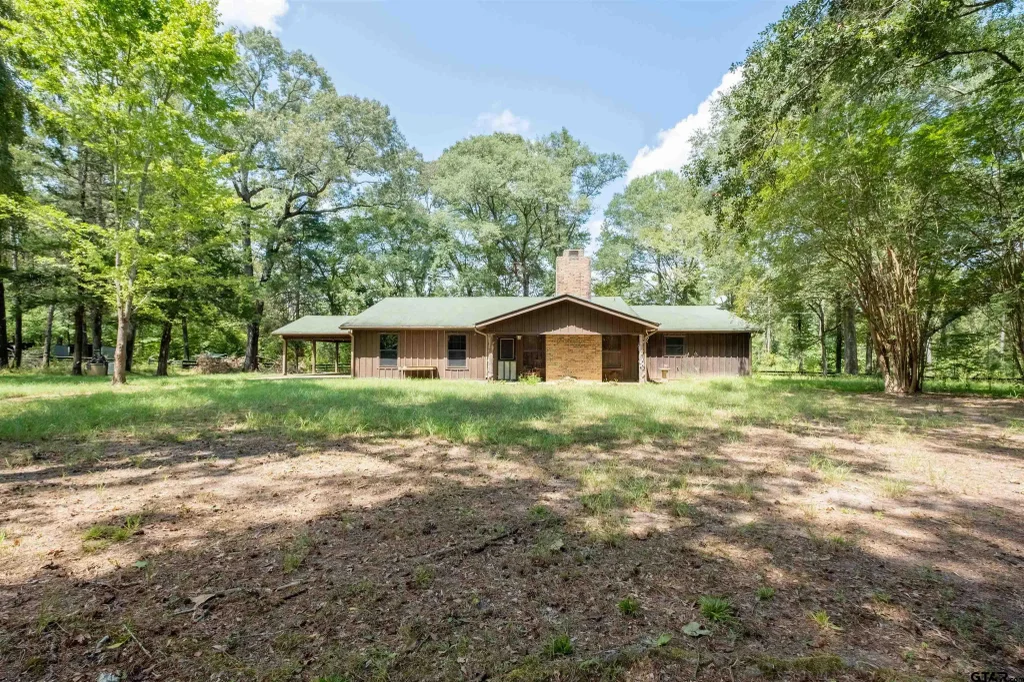 704 County Road 1903, Jacksonville