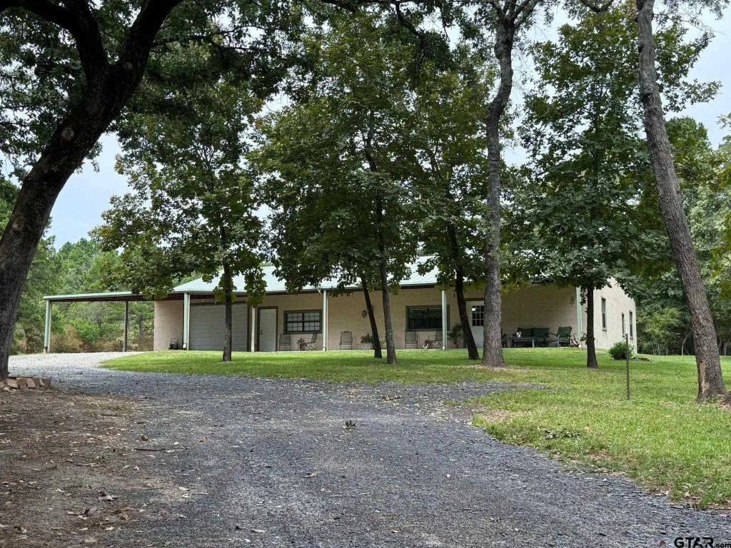 18717 Fm 1804, Lindale