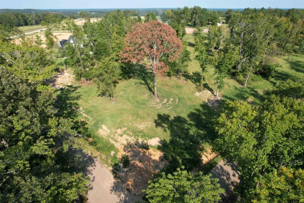 Lot #8 Cr 2123, Whitehouse