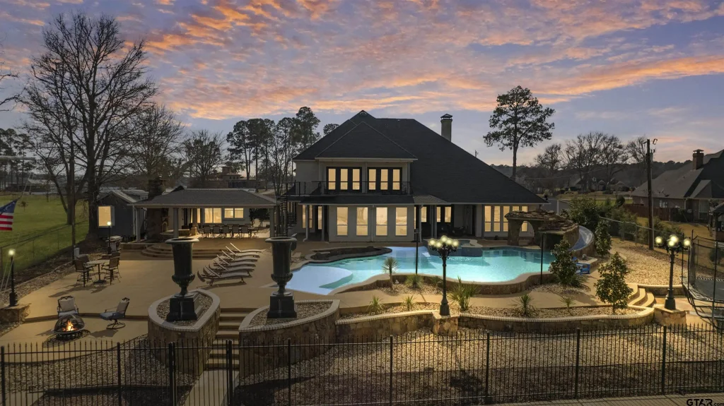 17729 Southpoint, Whitehouse