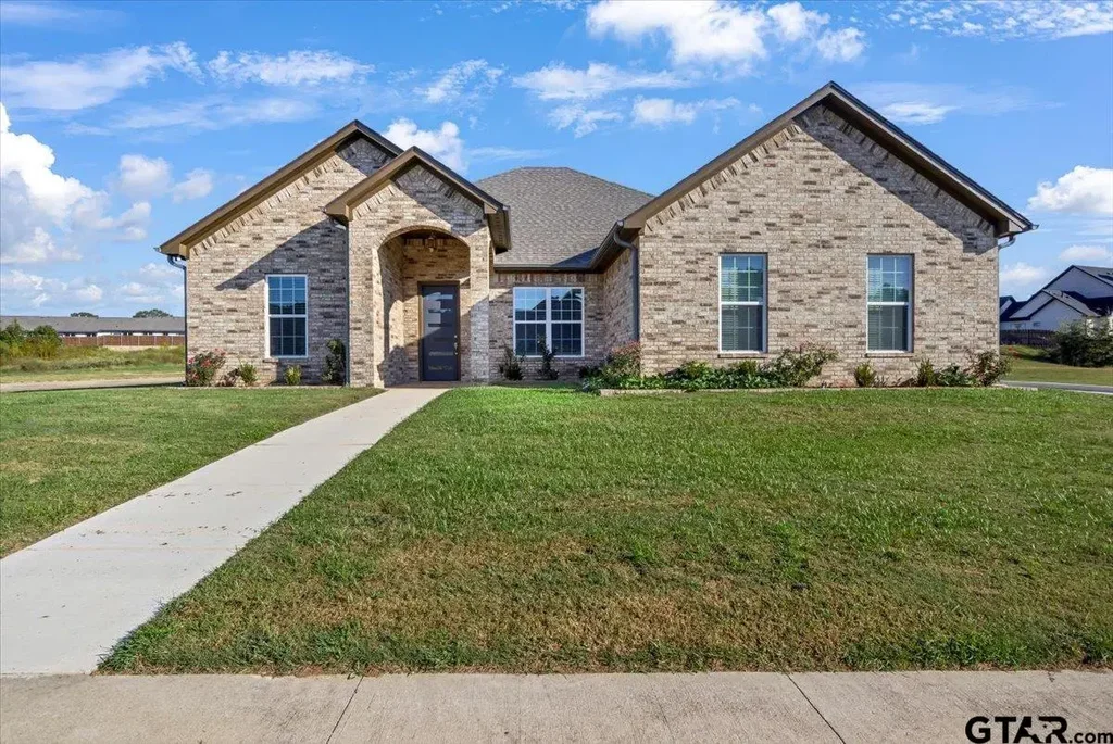 1603 Elk River Rd., Tyler