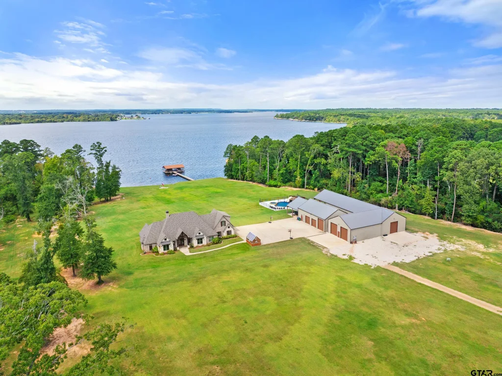 1147 N Fm 346, Bullard