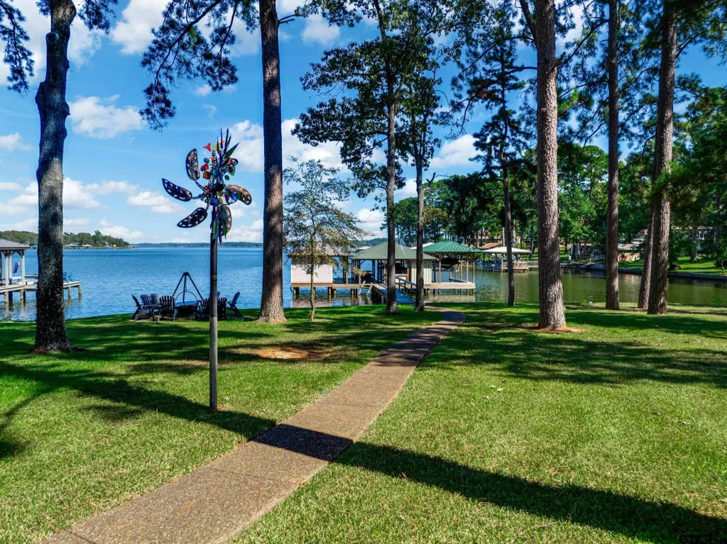 536 Wildewood Dr, Chandler