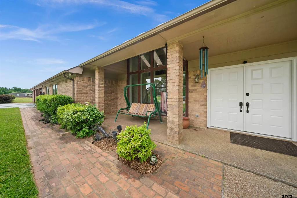 126 County Road 4212, Jacksonville