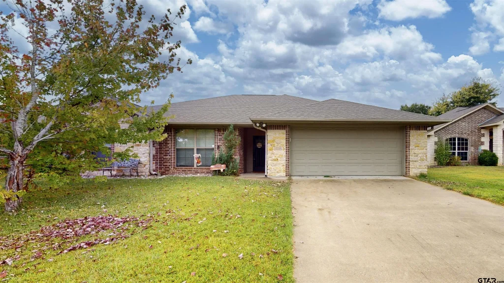 11673 Lanes End, Flint