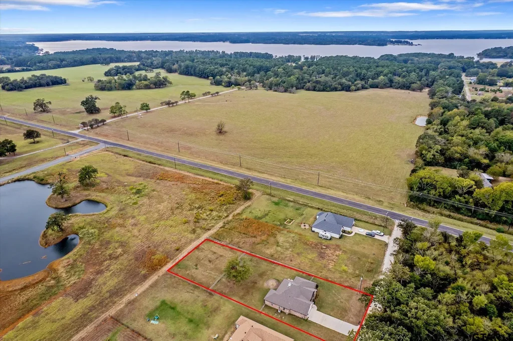 150 County Road 3602, Bullard