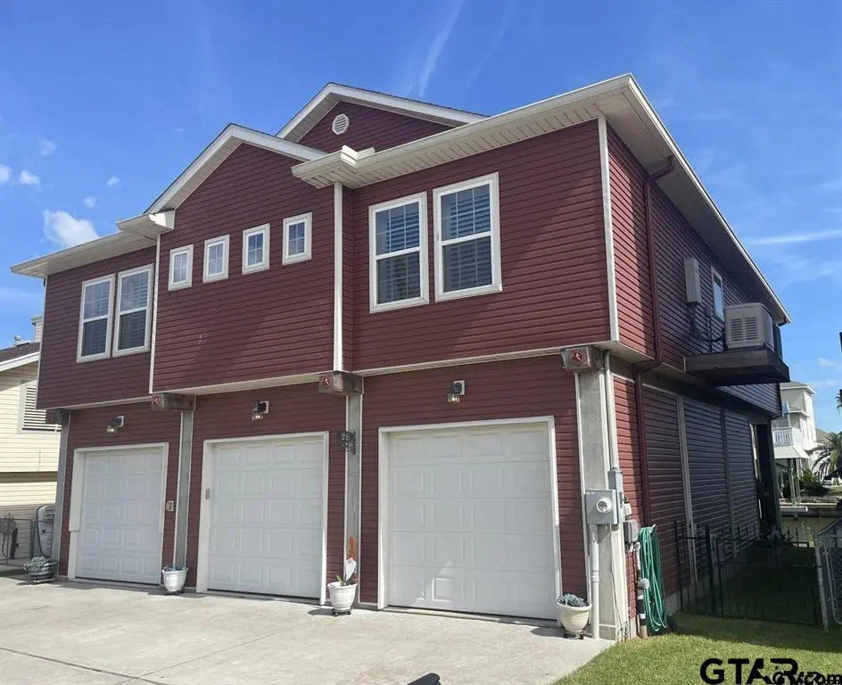 26 N Flamingo, La Marque