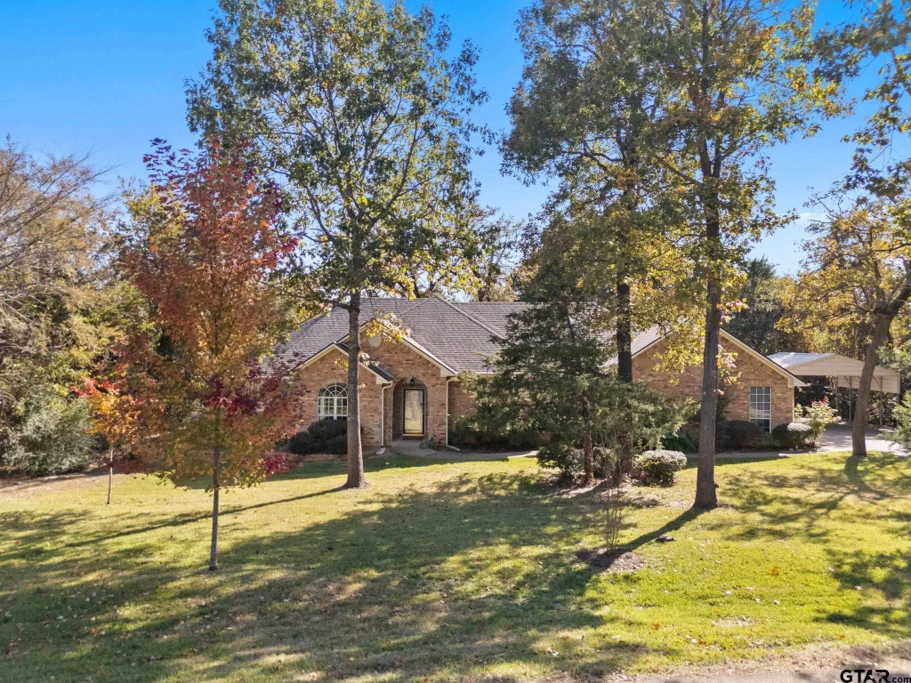 12900 Winding Oak, Lindale