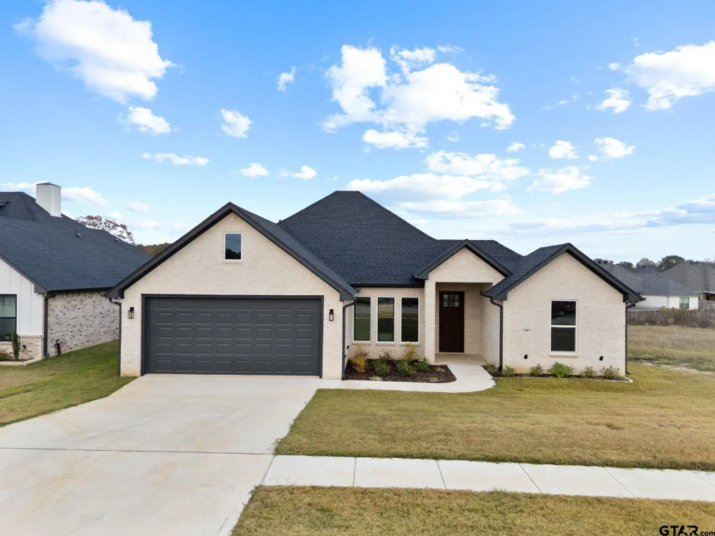 230 Sides Blvd., Bullard