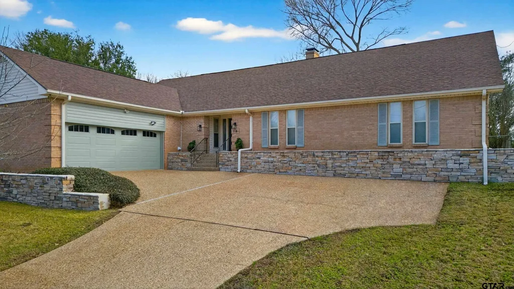 119 Williamsburg Ln., Bullard