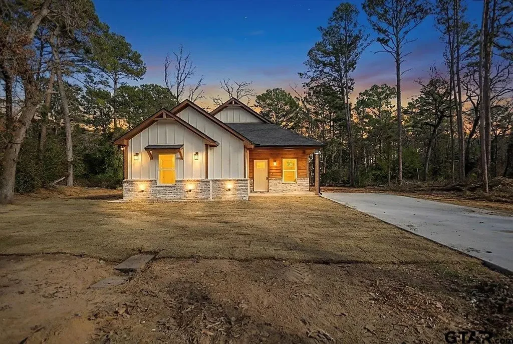 663 Caroline Bend, Bullard