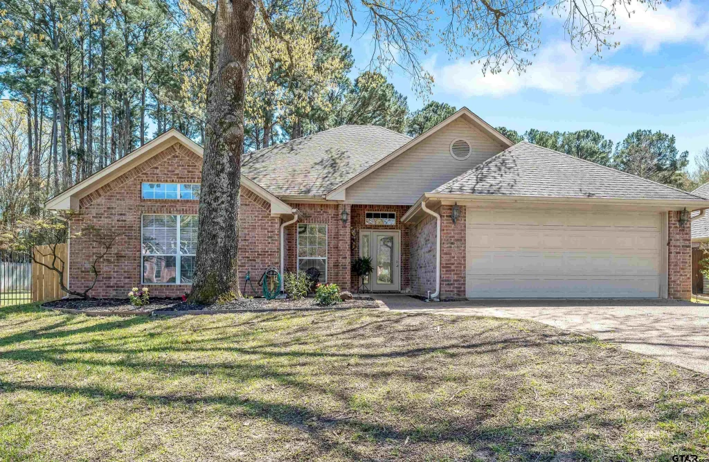 21105 Altuda Ln, Flint