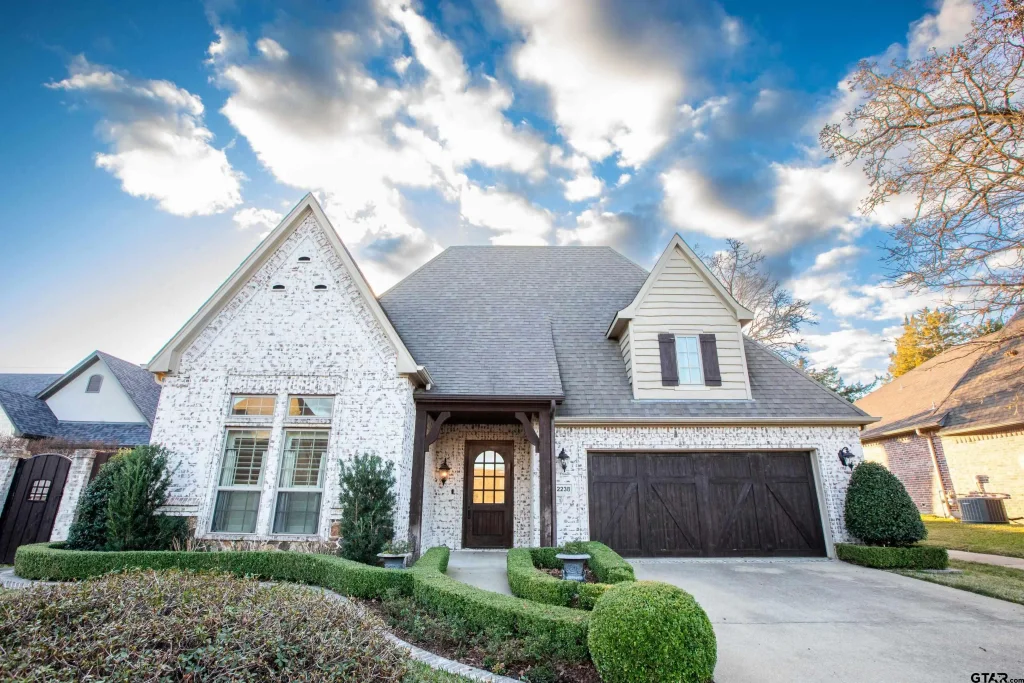 2238 Thornwood Dr., Tyler