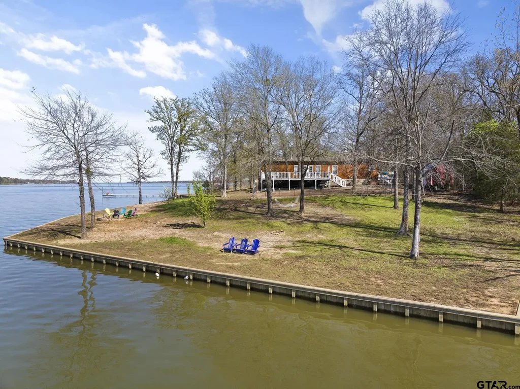 772 County Road 2417, Leesburg