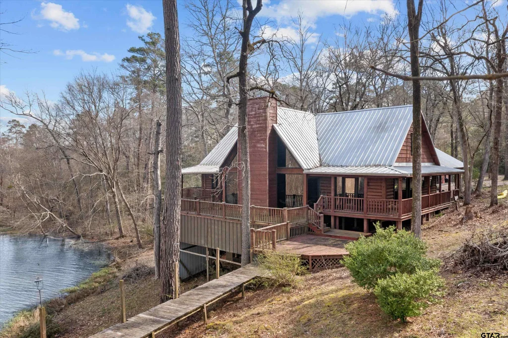 759 Spring Creek Drive, Crockett