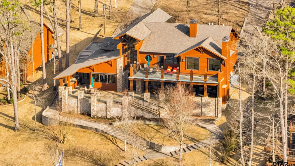 1584 Charlya Drive, Scroggins