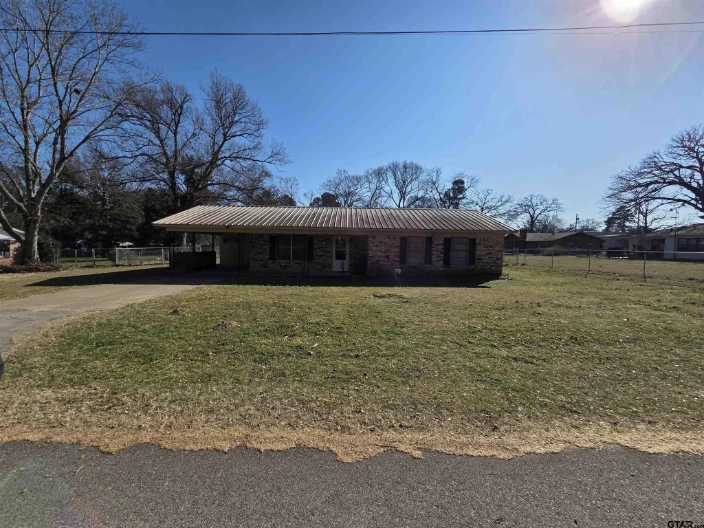 10614 Charelle Rd, Flint